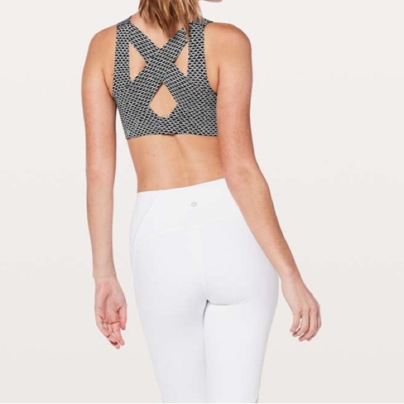 Lululemon Enlite Bra Monochromic Black Size 38DD - Picture 3 of 12